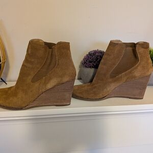 Lucky Brand Brown Suede Ankle Booties